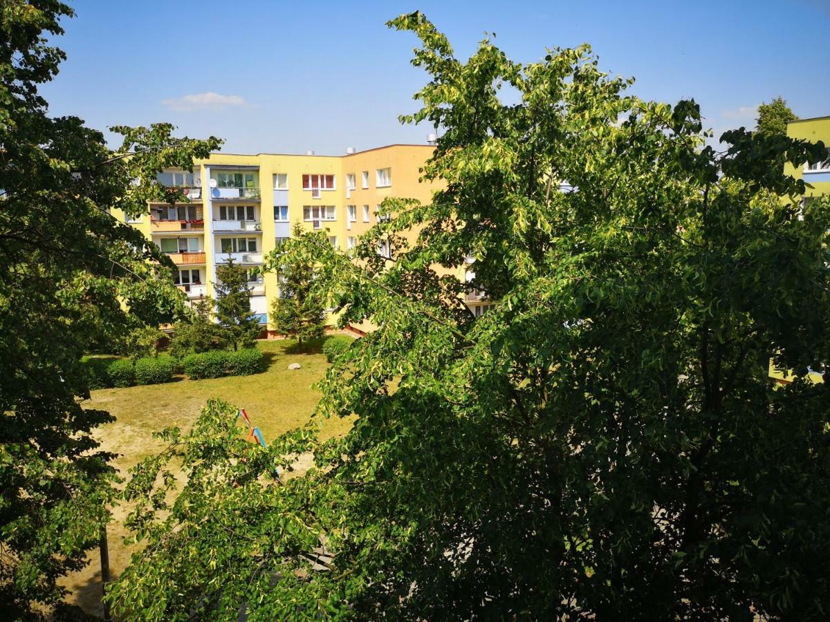 Poza Zgielkiem Miasta, A Jednak Wszystko W Zasiegu Apartment